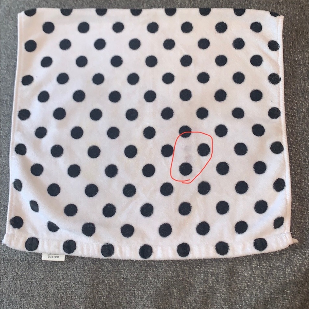Victoria’s Secret PINK 3pc. Polka Dot Towel Bundle - Picture 10 of 12